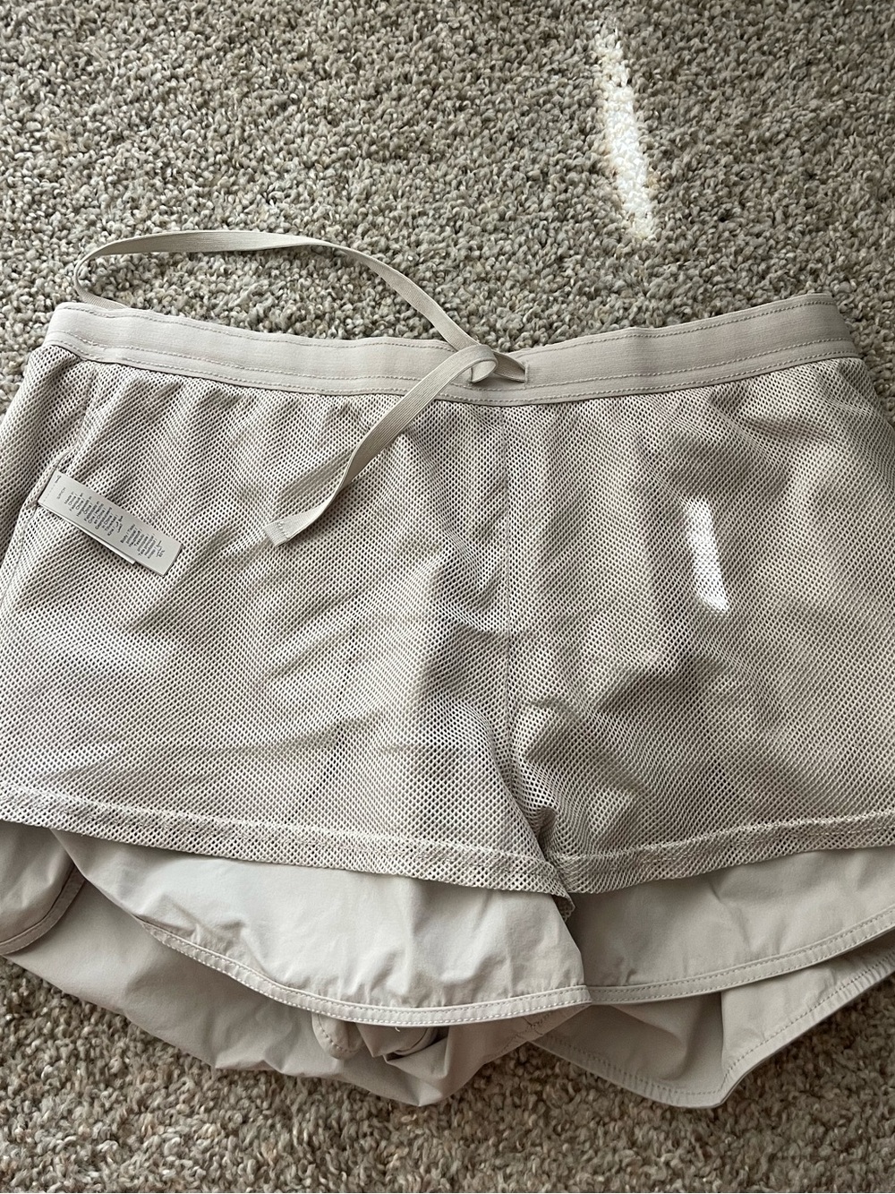 NikeSKIMS shorts - Picture 3 of 5